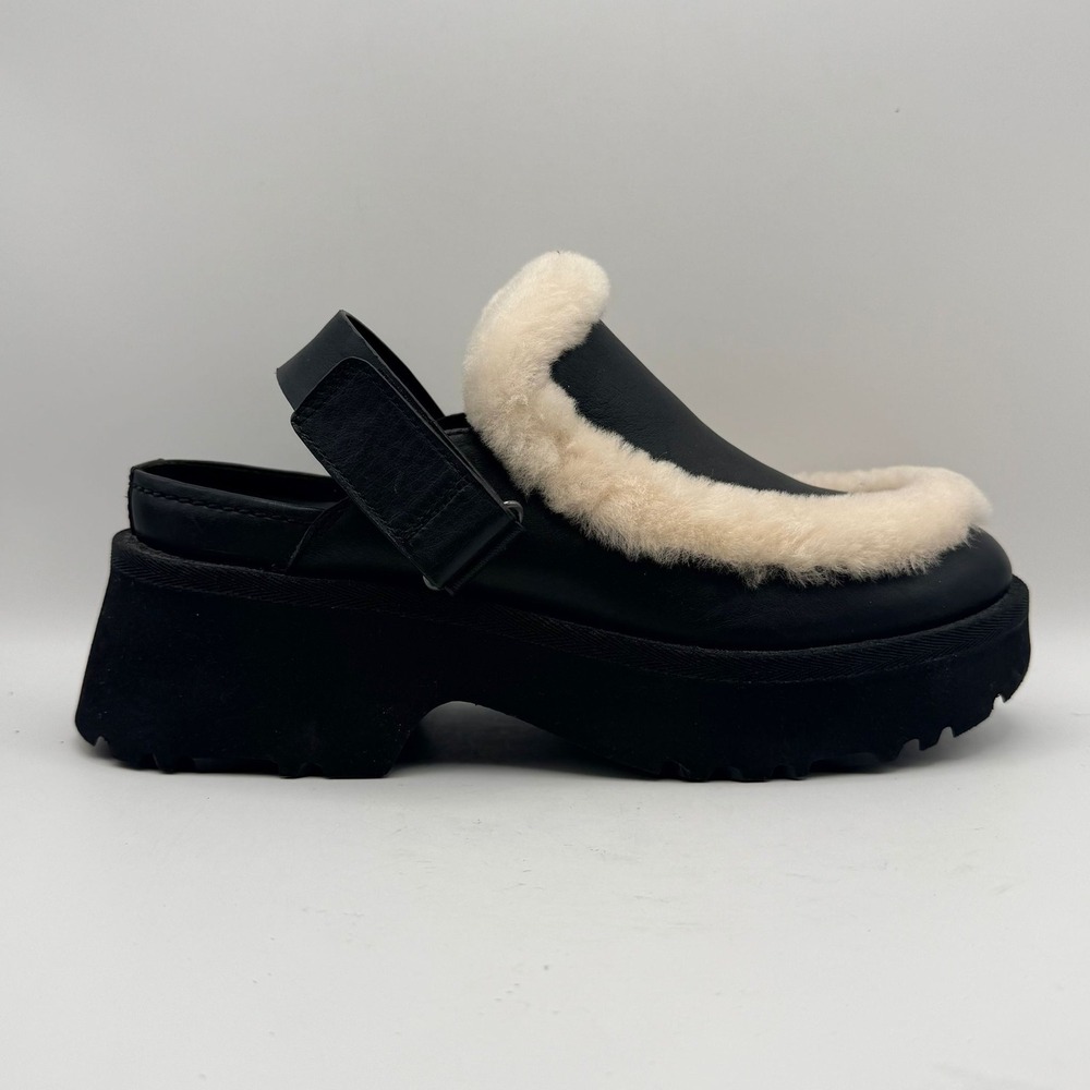 UGG Funkette Black Leather Shearling Platform Clogs Slingback Womens Size 10